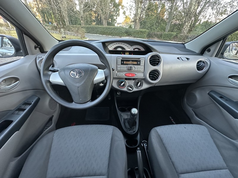 ETIOS 1.5 XLS SEDAN 16V FLEX 4P MANUAL - 2013 - CAXIAS DO SUL