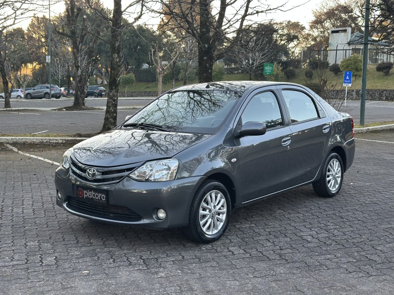 etios 1.5 xls sedan 16v flex 4p manual 2013 caxias do sul