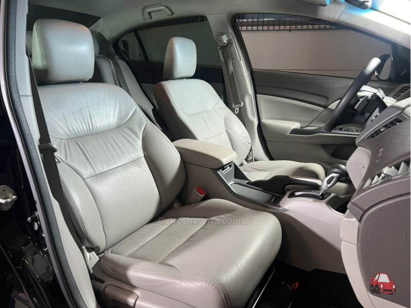 CIVIC 1.8 LXL 16V FLEX 4P AUTOMÁTICO - 2013 - CAXIAS DO SUL