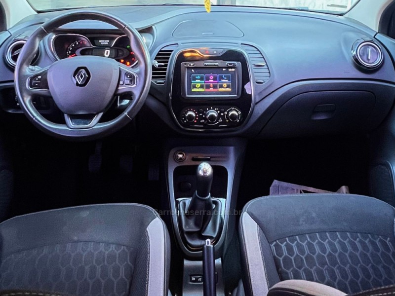 CAPTUR 1.6 16V SCE FLEX ZEN MANUAL - 2018 - ESTâNCIA VELHA