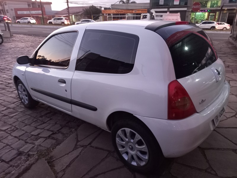 CLIO 1.0 CAMPUS 16V FLEX 2P MANUAL - 2011 - CAXIAS DO SUL