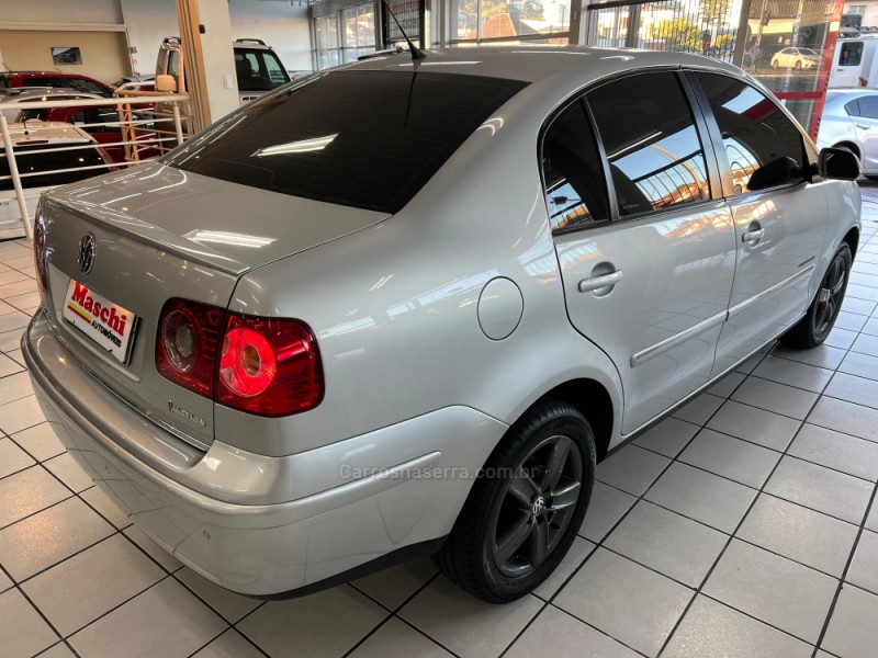 POLO 1.6 MI COMFORTLINE 8V FLEX 4P AUTOMÁTICO - 2012 - CAXIAS DO SUL