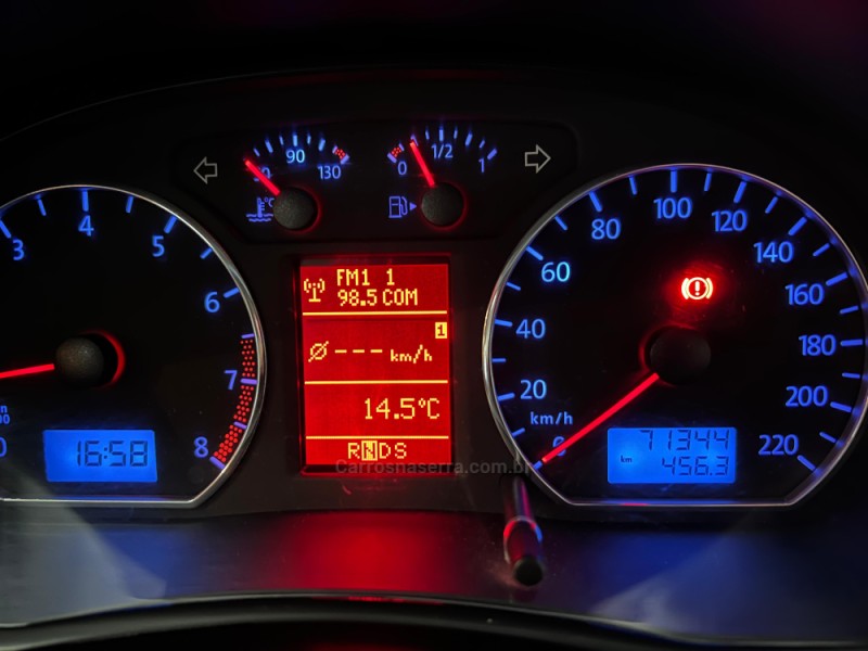 POLO 1.6 MI COMFORTLINE 8V FLEX 4P AUTOMÁTICO - 2012 - CAXIAS DO SUL