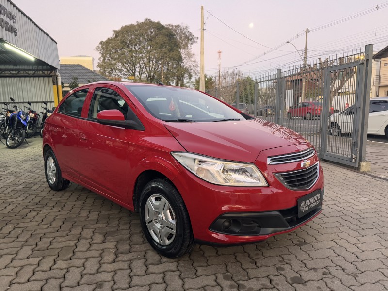 ONIX 1.0 MPFI LT 8V FLEX 4P MANUAL - 2014 - BENTO GONçALVES