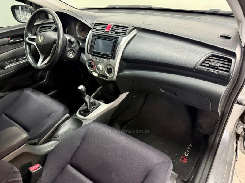 CITY 1.5 LX 16V FLEX 4P MANUAL - 2011 - CAXIAS DO SUL
