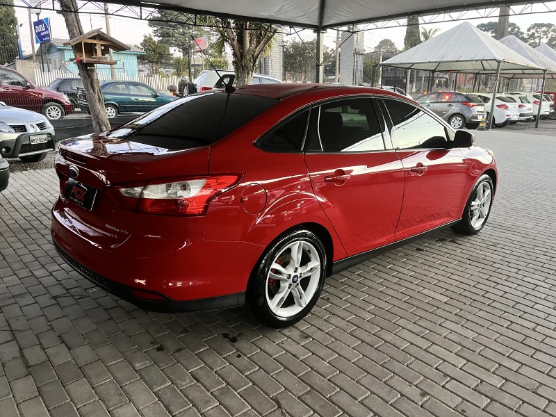 FOCUS 2.0 SE SEDAN 16V FLEX 4P AUTOMÁTICO - 2014 - CAXIAS DO SUL