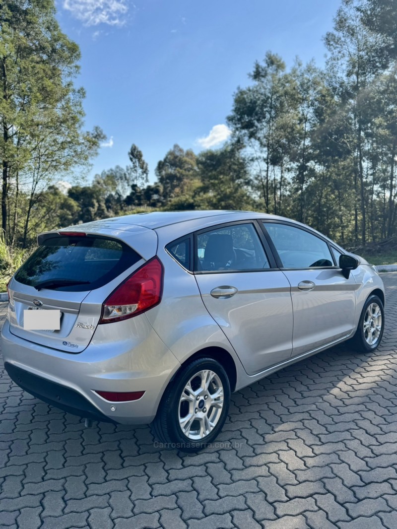 FIESTA 1.6 SE HATCH 16V FLEX 4P MANUAL - 2016 - BENTO GONçALVES