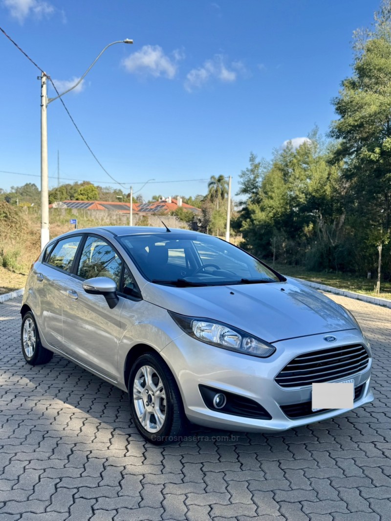 FIESTA 1.6 SE HATCH 16V FLEX 4P MANUAL - 2016 - BENTO GONçALVES