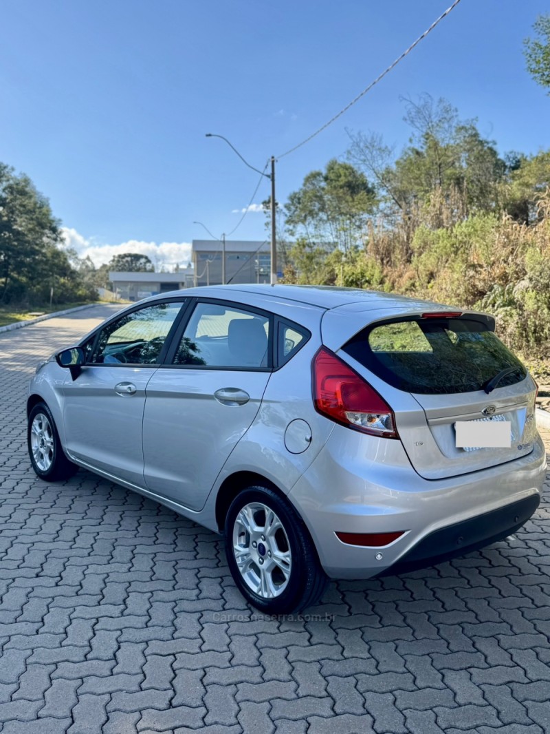 FIESTA 1.6 SE HATCH 16V FLEX 4P MANUAL - 2016 - BENTO GONçALVES