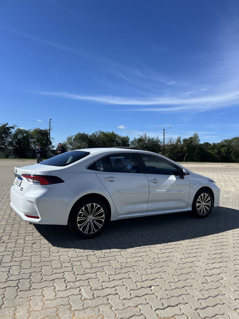COROLLA 1.8 ALTIS PREMIUM 16V HÍBRIDO 4P AUTOMÁTICO - 2022 - ANTôNIO PRADO