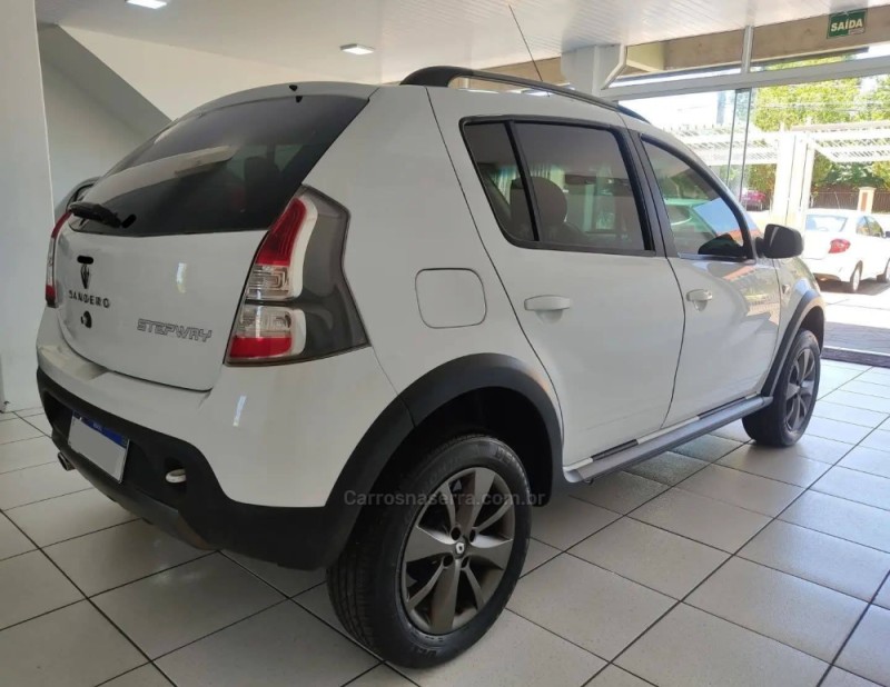 SANDERO 1.6 STEPWAY 8V FLEX 4P MANUAL - 2014 - NãO-ME-TOQUE