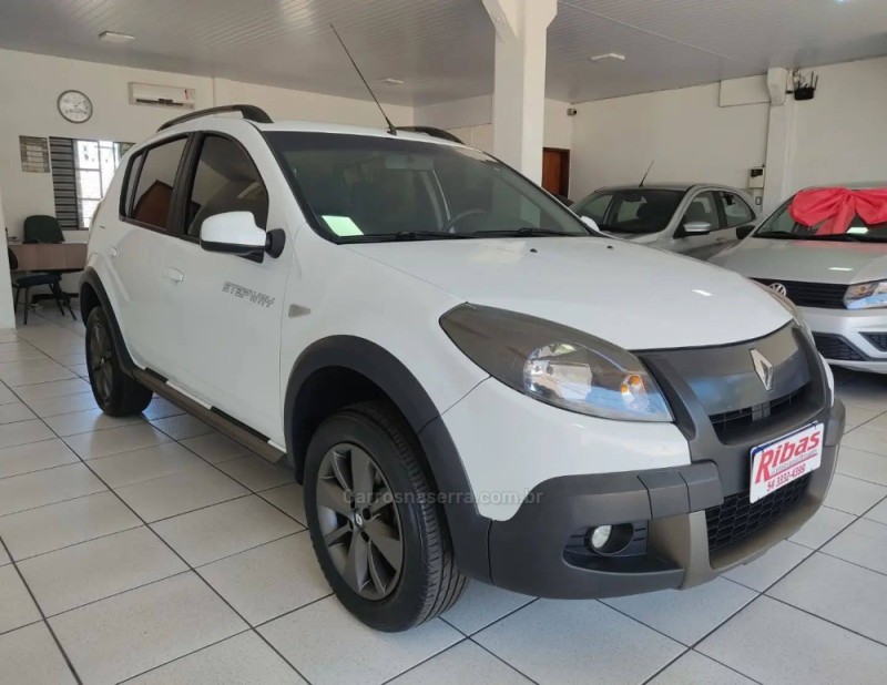 SANDERO 1.6 STEPWAY 8V FLEX 4P MANUAL - 2014 - NãO-ME-TOQUE