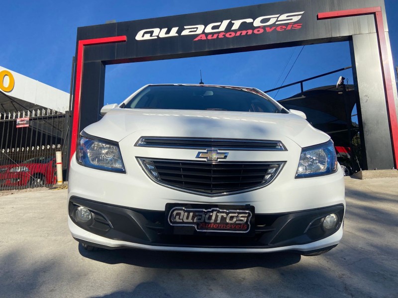 PRISMA 1.4 MPFI LTZ 8V FLEX 4P AUTOMÁTICO - 2015 - CAXIAS DO SUL