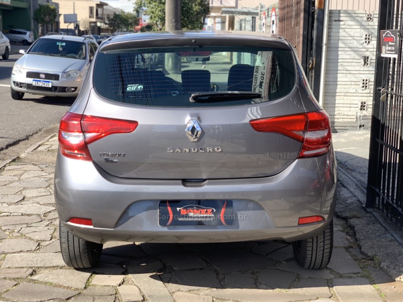 SANDERO 1.0 LIFE 12V FLEX 4P MANUAL - 2020 - CAXIAS DO SUL