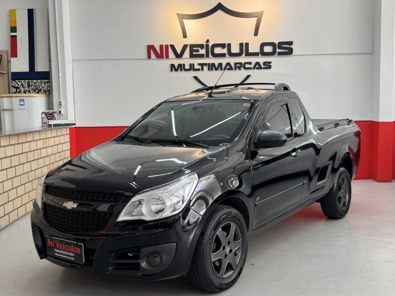 montana 1.4 mpfi ls cs 8v flex 2p manual 2011 caxias do sul