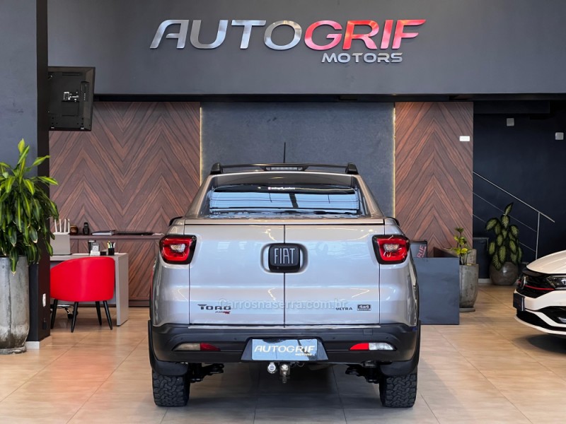 TORO 2.0 16V ULTRA 4X4 AT9 DIESEL 4P AUTOMÁTICO - 2022 - CAMPO BOM