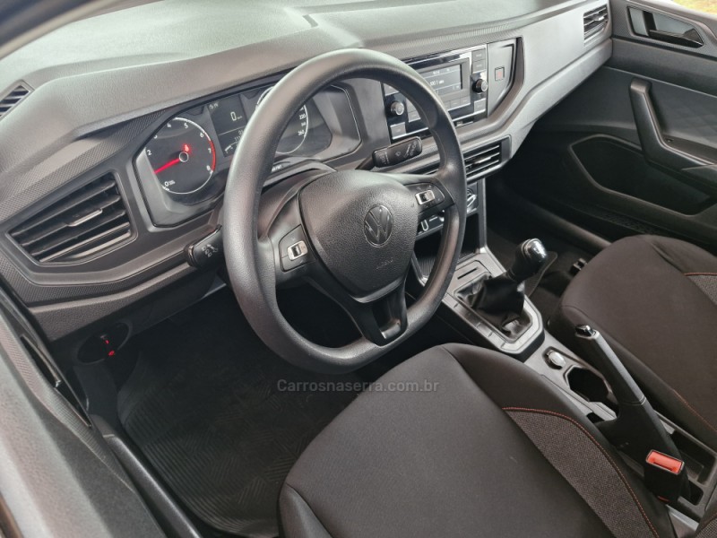 POLO 1.0 MPI TRACK 4P MANUAL - 2024 - LAJEADO