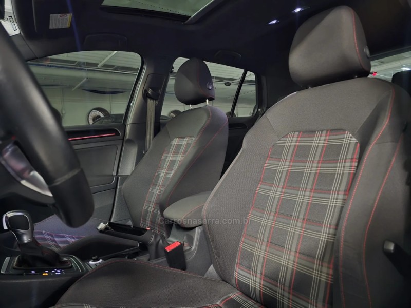 GOLF 2.0 TSI GTI 16V TURBO GASOLINA 4P AUTOMÁTICO - 2015 - PORTO ALEGRE