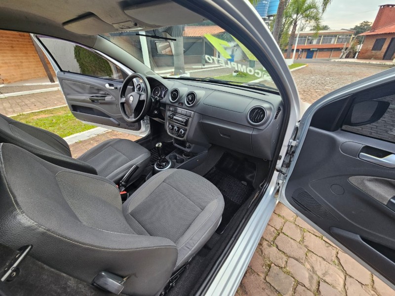 SAVEIRO 1.6 MI TROOPER CE 8V FLEX 2P MANUAL G.VI - 2011 - VENâNCIO AIRES