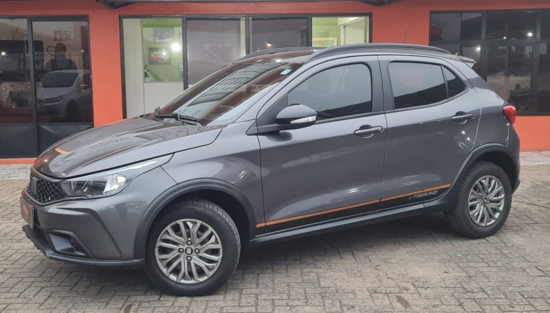 ARGO 1.3 8V TREKKING FLEX 4P MANUAL - 2023 - CANELA