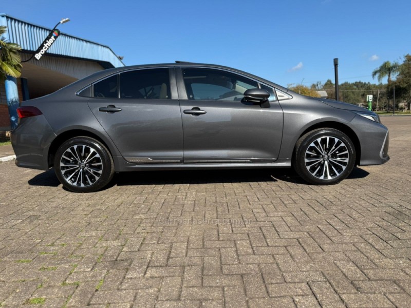 COROLLA 2.0 ALTIS PREMIUM 16V FLEX 4P AUTOMÁTICO - 2024 - BROCHIER