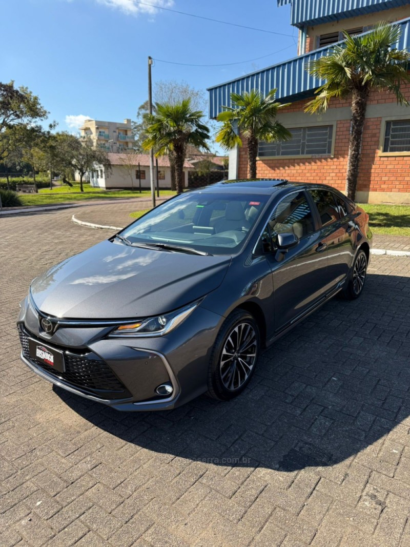 COROLLA 2.0 ALTIS PREMIUM 16V FLEX 4P AUTOMÁTICO - 2024 - BROCHIER