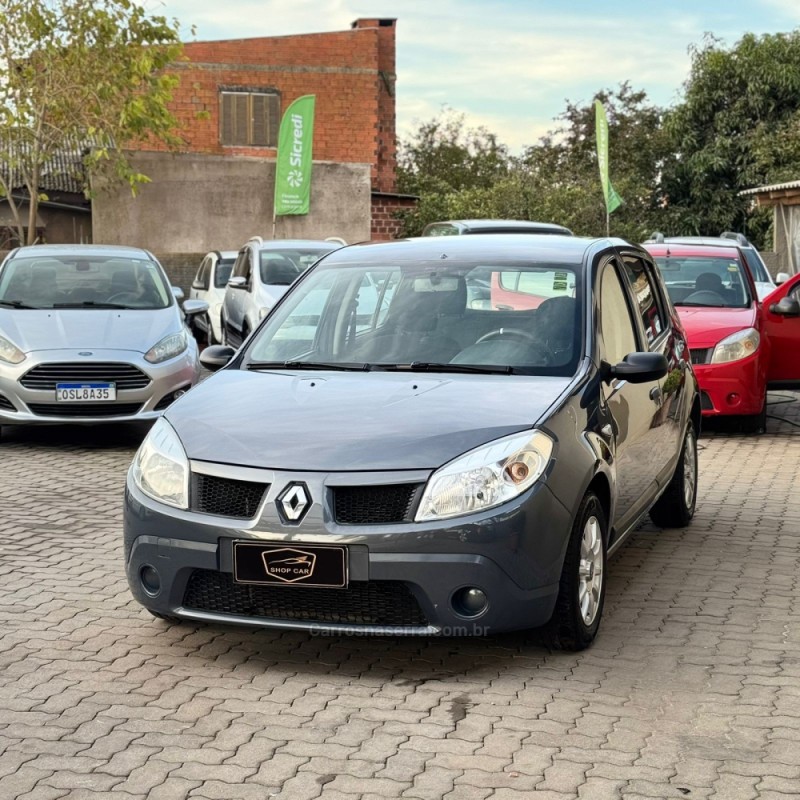 SANDERO 1.0 EXPRESSION 16V FLEX 4P MANUAL - 2009 - MONTENEGRO
