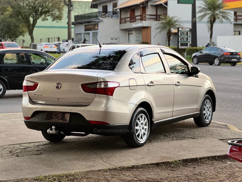 SIENA 1.4 MPI ATTRACTIVE 8V FLEX 4P MANUAL - 2014 - MONTENEGRO