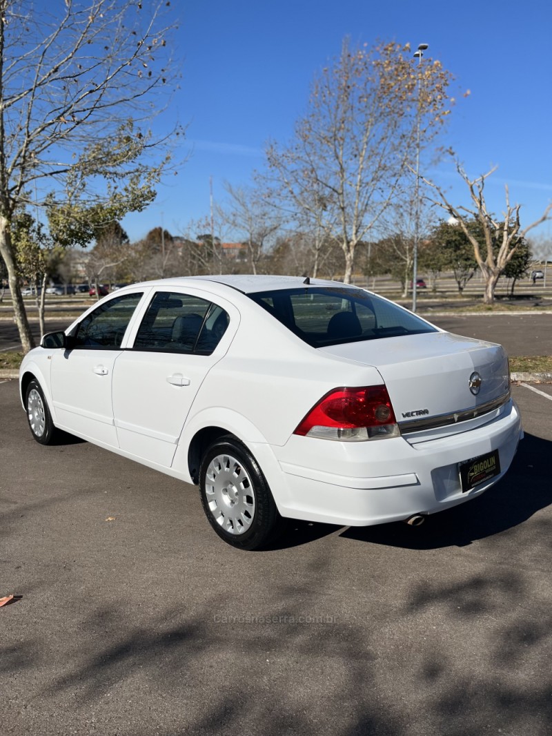VECTRA 2.0 MPFI EXPRESSION 8V GASOLINA 4P MANUAL - 2008 - BENTO GONçALVES