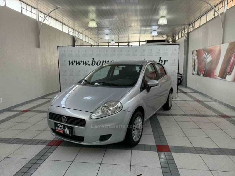 PUNTO 1.4 ATTRACTIVE 8V FLEX 4P MANUAL - 2012 - PORTO ALEGRE