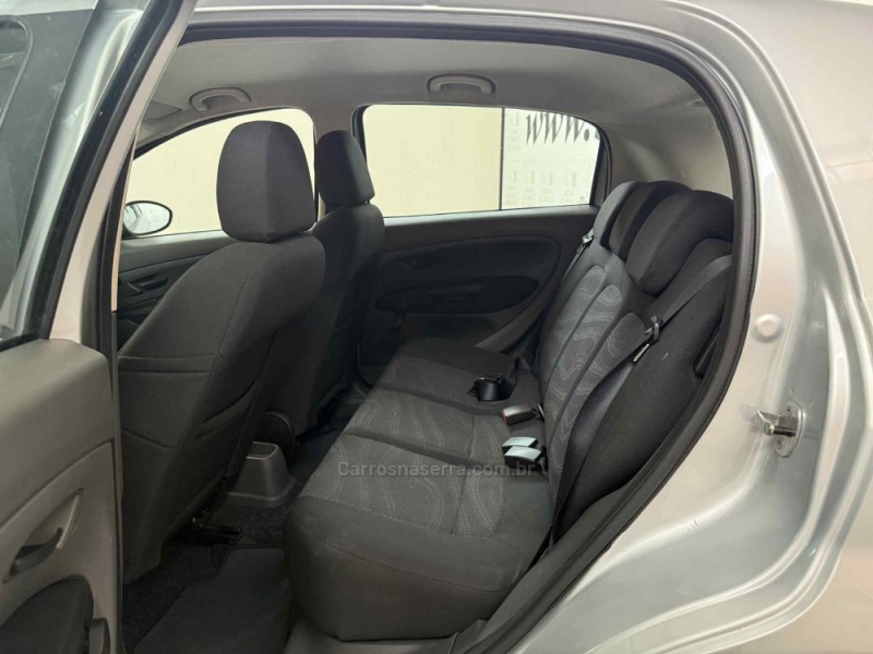 PUNTO 1.4 ATTRACTIVE 8V FLEX 4P MANUAL - 2012 - PORTO ALEGRE