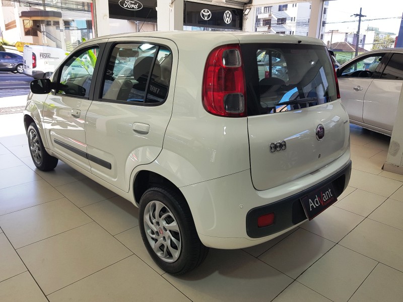UNO 1.0 EVO VIVACE 8V FLEX 4P MANUAL - 2016 - CAXIAS DO SUL