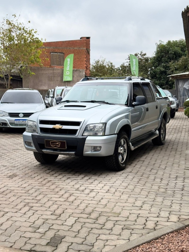 S10 2.4 MPFI EXECUTIVE 4X2 CD 8V FLEX 4P MANUAL - 2009 - MONTENEGRO