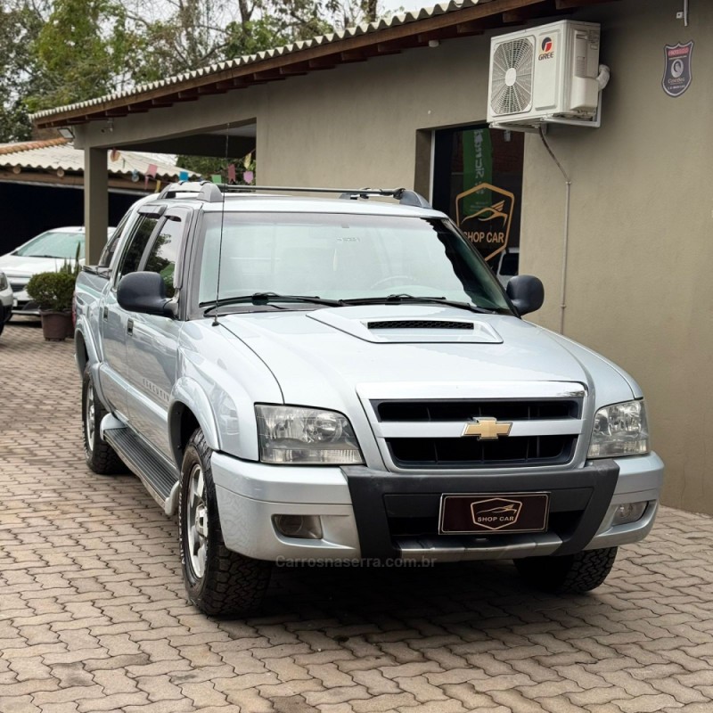 S10 2.4 MPFI EXECUTIVE 4X2 CD 8V FLEX 4P MANUAL - 2009 - MONTENEGRO