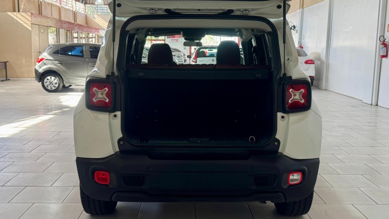 RENEGADE 1.8 16V FLEX SPORT 4P AUTOMÁTICO - 2016 - ESTâNCIA VELHA
