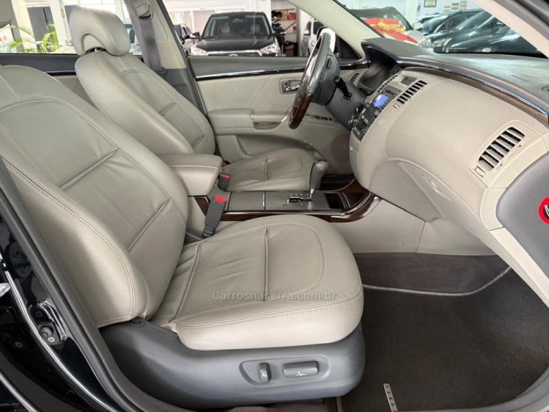 AZERA 3.3 MPFI GLS SEDAN V6 24V GASOLINA 4P AUTOMÁTICO - 2010 - NOVO HAMBURGO