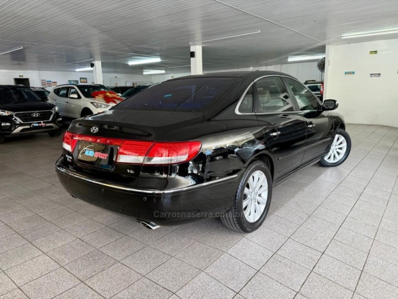 AZERA 3.3 MPFI GLS SEDAN V6 24V GASOLINA 4P AUTOMÁTICO - 2010 - NOVO HAMBURGO