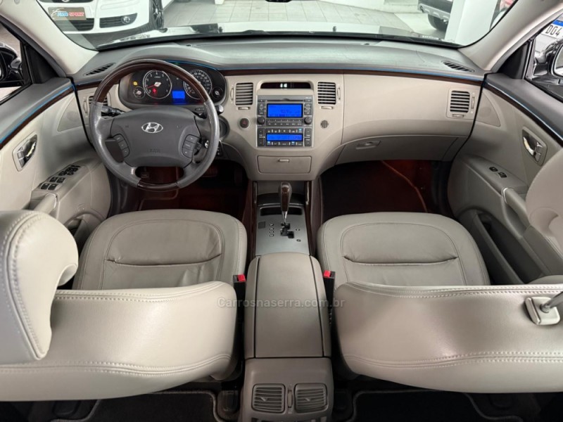 AZERA 3.3 MPFI GLS SEDAN V6 24V GASOLINA 4P AUTOMÁTICO - 2010 - NOVO HAMBURGO