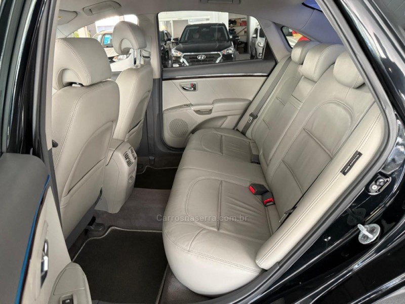 AZERA 3.3 MPFI GLS SEDAN V6 24V GASOLINA 4P AUTOMÁTICO - 2010 - NOVO HAMBURGO