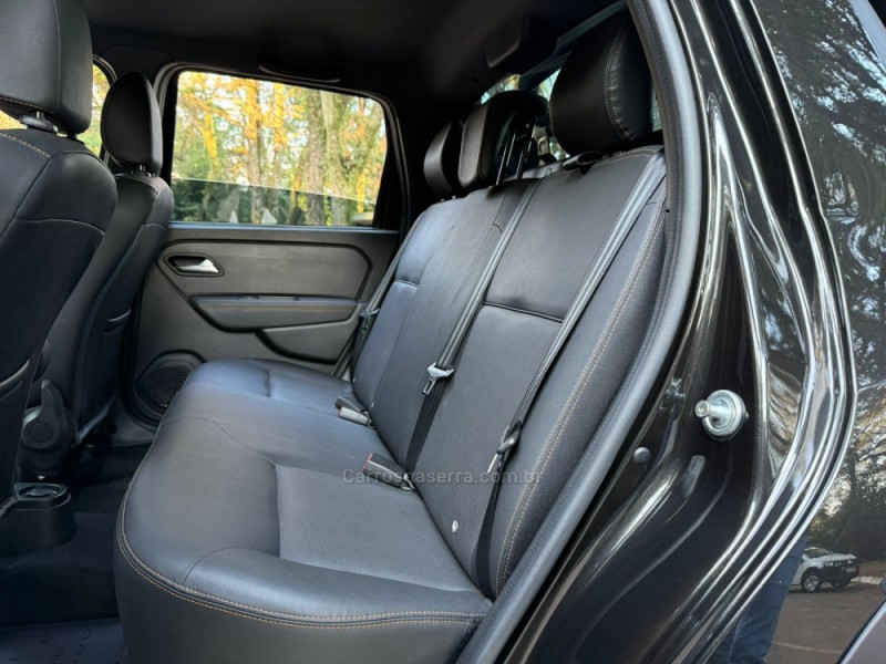 DUSTER OROCH 1.3 TCE OUTSIDER 4P FLEX AUTOMÁTICA - 2025 - DOIS IRMãOS