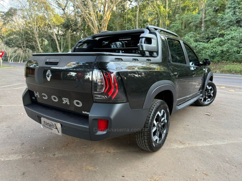 DUSTER OROCH 1.3 TCE OUTSIDER 4P FLEX AUTOMÁTICA - 2025 - DOIS IRMãOS