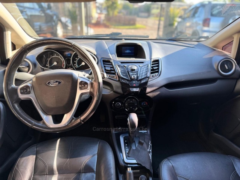 FIESTA 1.6 TITANIUM SEDAN 16V FLEX 4P AUTOMÁTICO - 2014 - MONTENEGRO