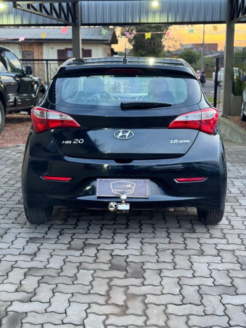 HB20 1.6 COMFORT PLUS 16V FLEX 4P MANUAL - 2013 - MONTENEGRO