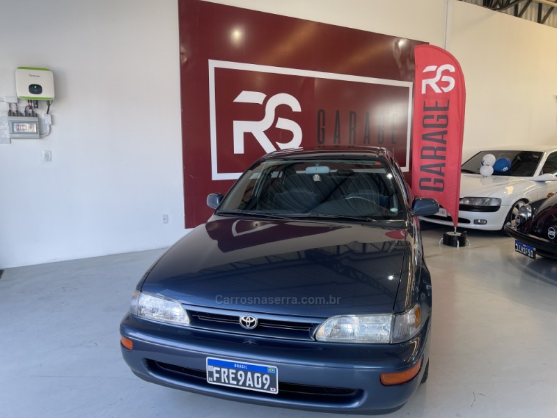 COROLLA 1.8 LE 16V GASOLINA 4P AUTOMÁTICO - 1994 - NOVO HAMBURGO