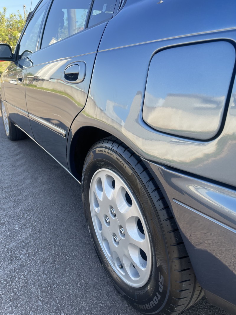 COROLLA 1.8 LE 16V GASOLINA 4P AUTOMÁTICO - 1994 - NOVO HAMBURGO