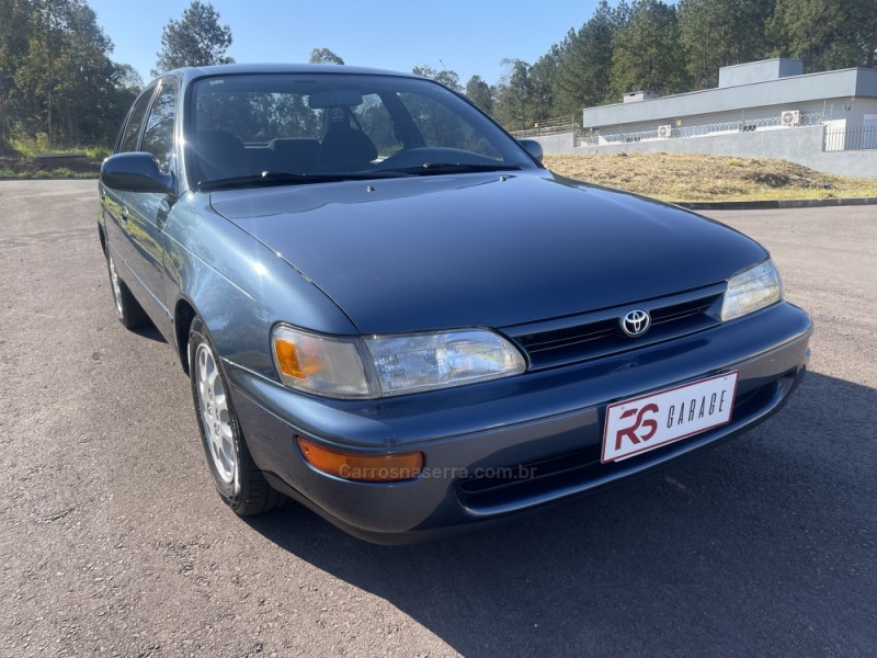 COROLLA 1.8 LE 16V GASOLINA 4P AUTOMÁTICO - 1994 - NOVO HAMBURGO