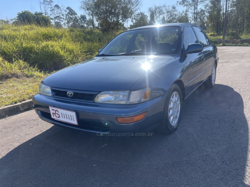COROLLA 1.8 LE 16V GASOLINA 4P AUTOMÁTICO - 1994 - NOVO HAMBURGO