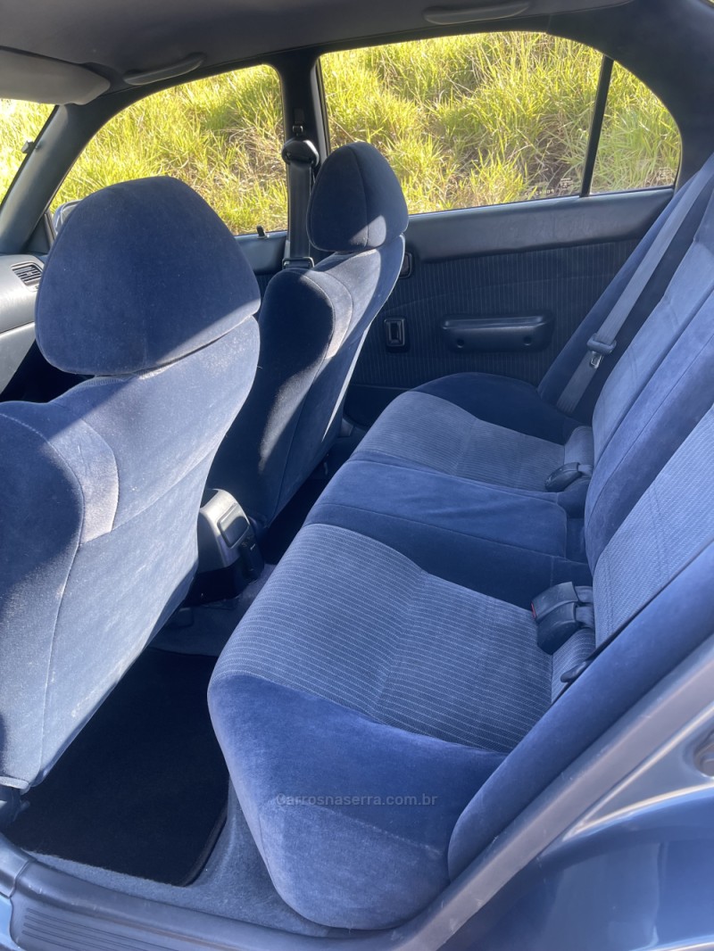 COROLLA 1.8 LE 16V GASOLINA 4P AUTOMÁTICO - 1994 - NOVO HAMBURGO