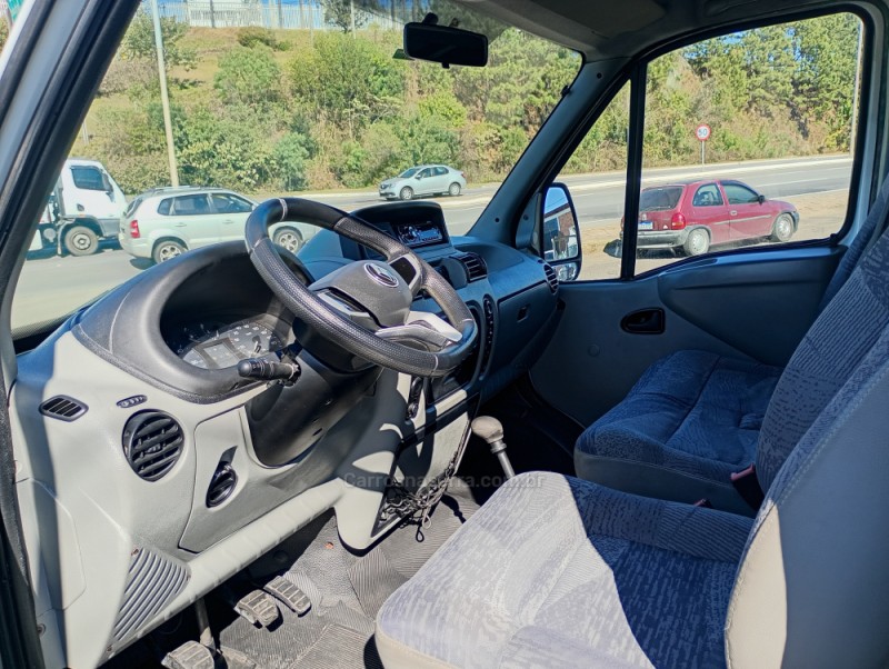 MASTER 2.5 DCI MINIBUS L2H2 16 LUGARES 16V DIESEL 3P MANUAL - 2009 - FARROUPILHA