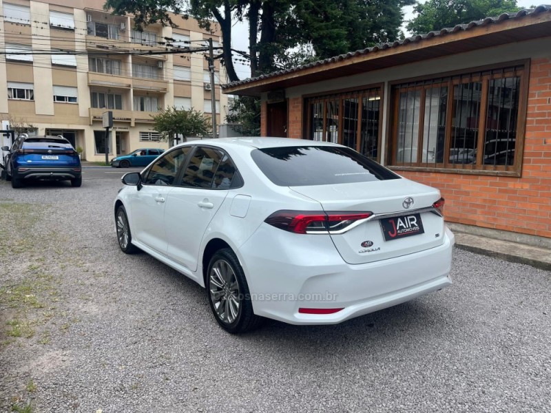 COROLLA 2.0 XEI 16V FLEX 4P AUTOMÁTICO - 2022 - GARIBALDI